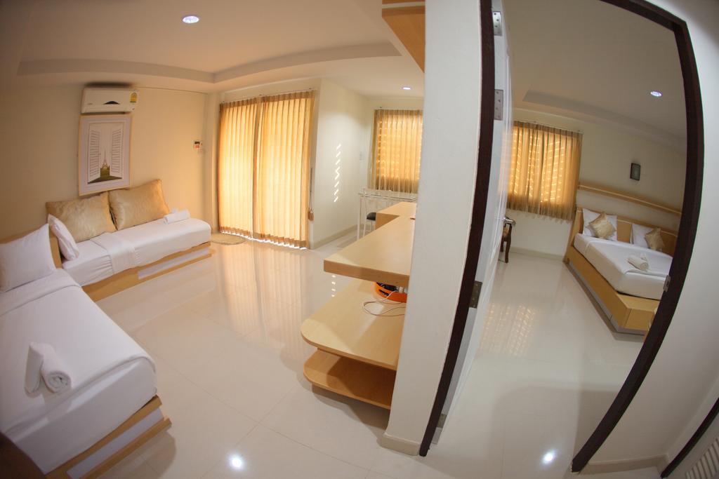 Отель Baan Sanpoom Пхитсанулок Экстерьер фото