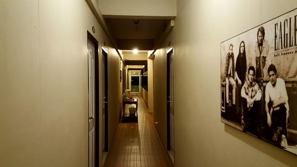 Отель Baan Sanpoom Пхитсанулок Экстерьер фото